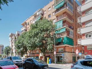 Vivienda en Avenida San Esteve 30