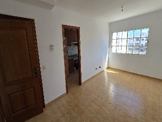 Piso con trastero en C/ Apolo - Arrecife - Las Palmas 4