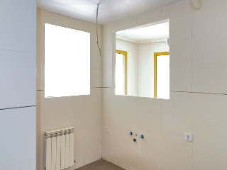 Piso y plazas de garaje en C/ Soledad, Puertollano (Ciudad Real) 28