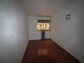 Piso en Av. Madrid, Zaragoza 13