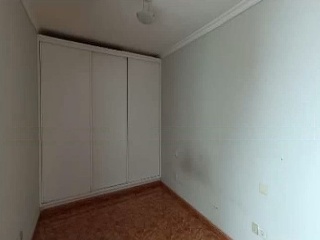 Piso, garaje y trastero en C/ Goya, Santa Lucía de Tirajana (Las Palmas) 6