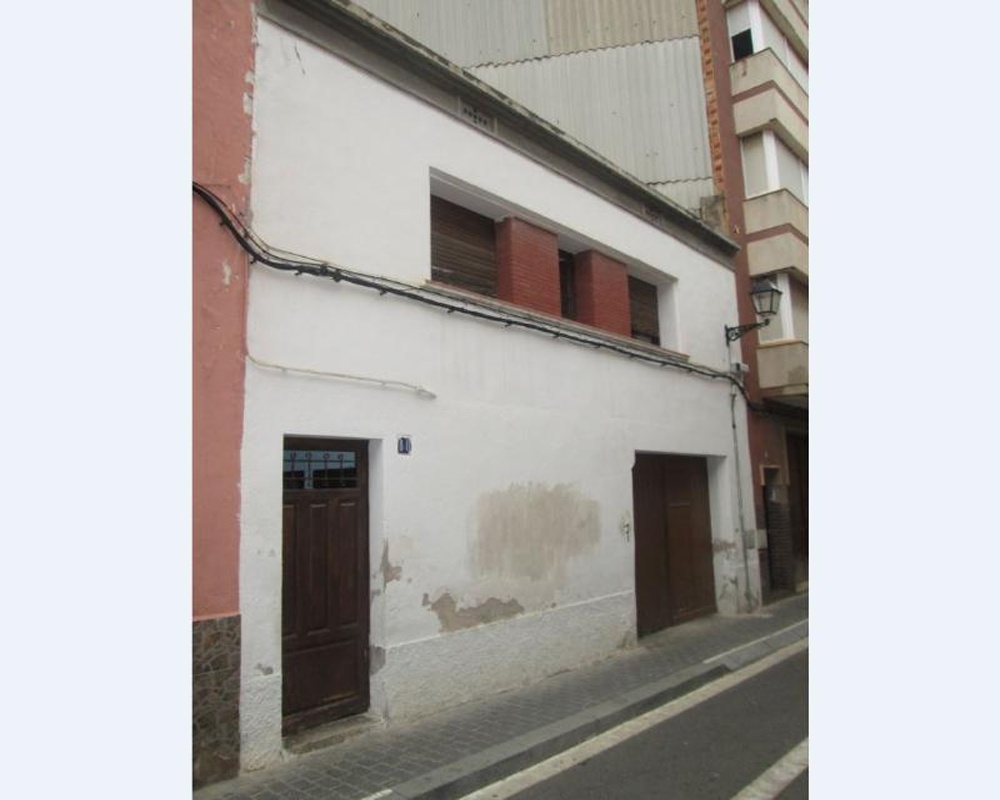 Casa adosada en C/ Santa Anna