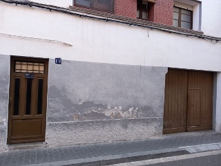 Casa adosada en C/ Santa Anna 12