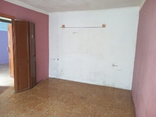 Casa adosada en C/ Santa Anna 20