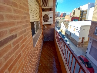 Piso en Av Rey don Jaime 15