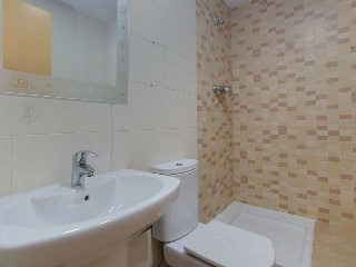 Piso en  C/ Tramuntana, Ripollet (Barcelona) 18