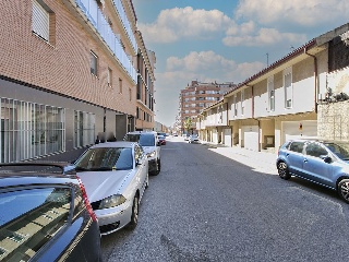 Locales y garajes en C/ Doctor Cistare - Terrassa - Barcelona 20
