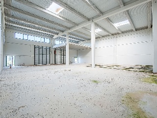 Conjunto de naves industriales en Ayerbe - Huesca 11