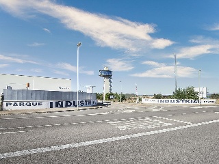 Conjunto de naves industriales en Ayerbe - Huesca 14