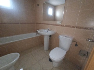 Piso con garajes en C/ Francia 45