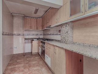 Piso en Av Montsant 4