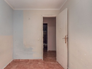 Piso en Av Montsant 6