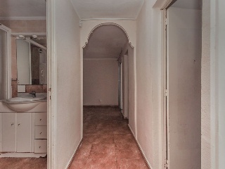 Piso en Av Montsant 13