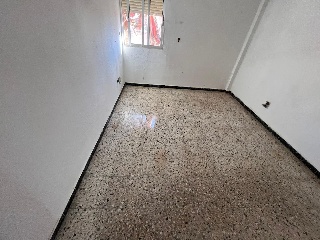 Piso en C/ Linares, San Juan de Aznalfarache (Sevilla) 8