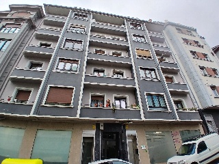 Piso en venta en Eibar de 101  m²