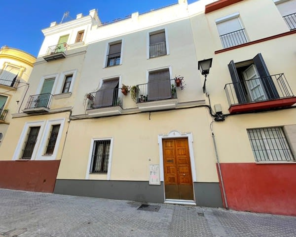 Piso en C/ Alberto Lista - Sevilla -