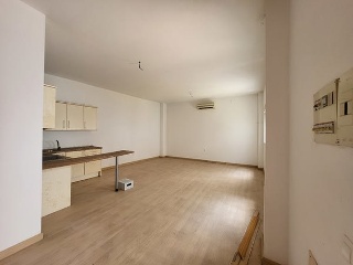 Piso en C/ Alberto Lista - Sevilla - 12