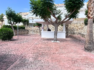 Chalet adosado en Relleu 24