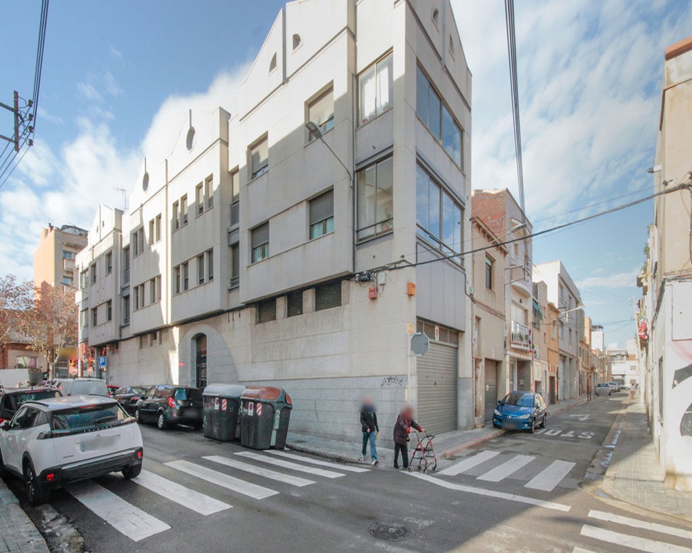 Pisos en C/ Tarragona - Sabadell - Barcelona