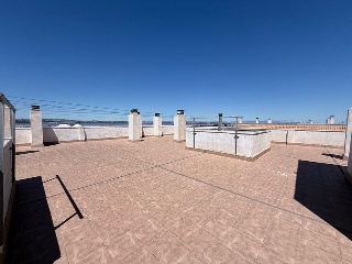 Ático con garaje en Torrevieja 21
