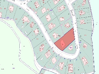Terreno con edificación en Av LLinars 8