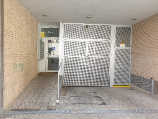 Garaje en C/ President Josep Irla - Salt - Girona 10