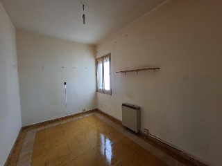 Piso en Av de Portugal 12