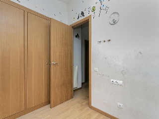 Pisos y garajes en C/ d´Elcano, Sabadell (Barcelona) 14