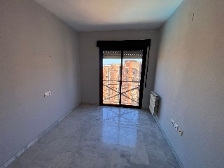 Piso en C/ Periodista Eugenio Sellés - Granada - 10