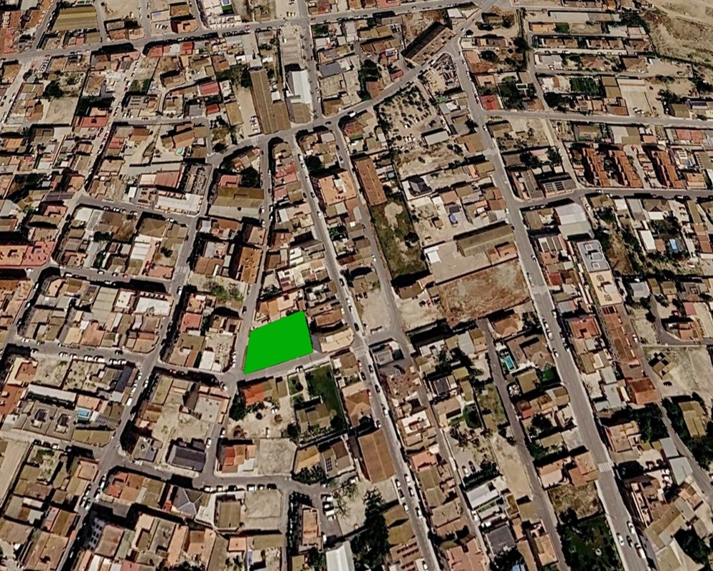 Suelo urbano consolidado en C/ Perelló - Deltebre - Tarragona