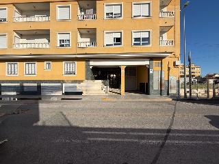 Piso en venta en Almoradí de 87  m²