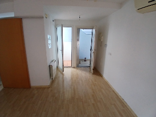 Piso con garaje en C/ la bisbal 2