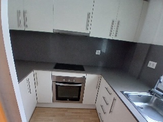 Piso con garaje en C/ la bisbal 3
