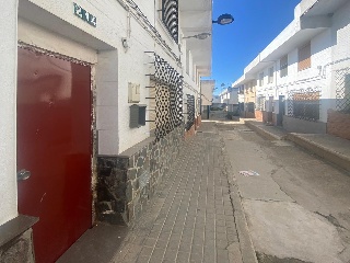 De La Paz 9