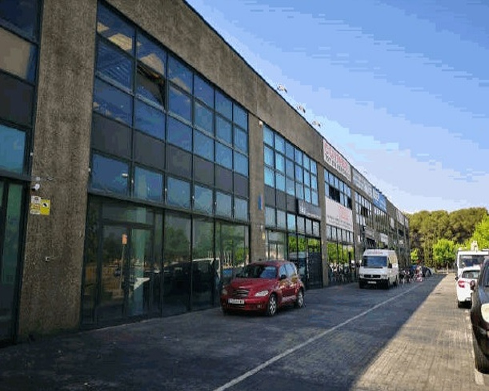 Nave Industrial en C/ Penedés - Cubelles -
