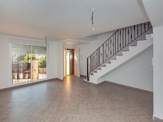Vivienda adosada en Ctra del Convent 3