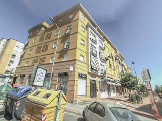 Local en venta en Dos Hermanas de 171  m²