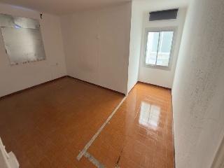Piso en C/ Sant Salvador - Ripollet - Barcelona 2