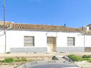 Unifamiliar en venta en Úbeda de 128  m²