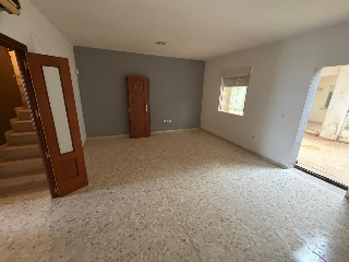 Chalet adosado en C/ Calera 3