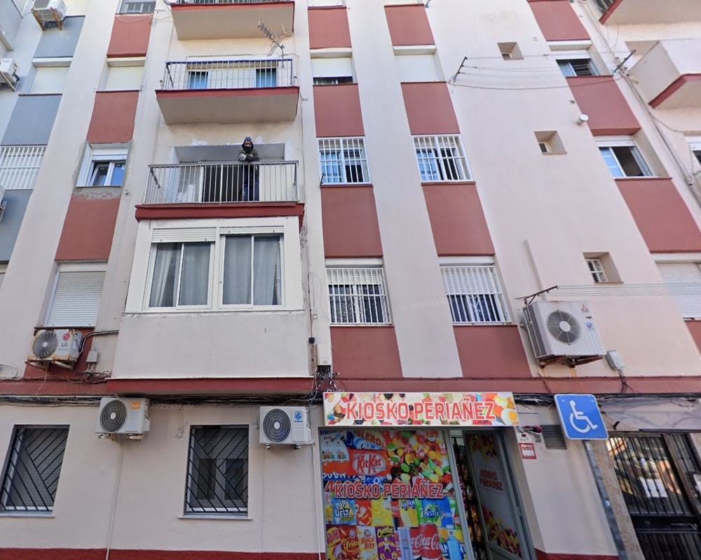 Piso en C/ Padre Pandelo - La Línea de la Concepción - Cádiz