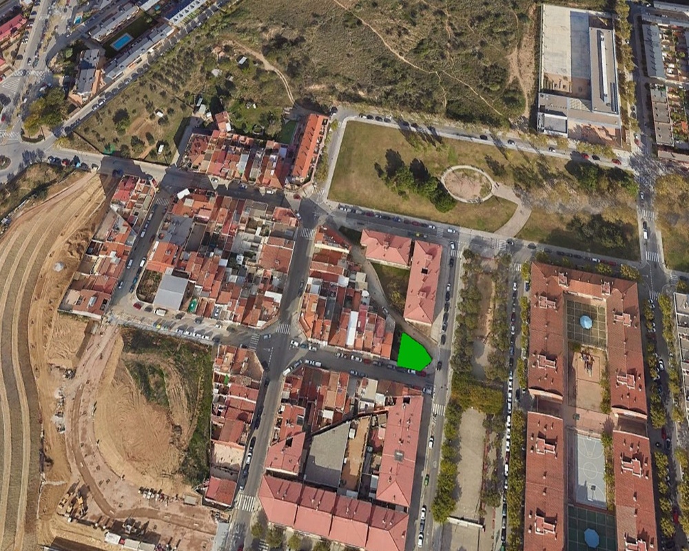 Suelo urbano consolidado en C/ Fiñana - Terrassa - Barcelona