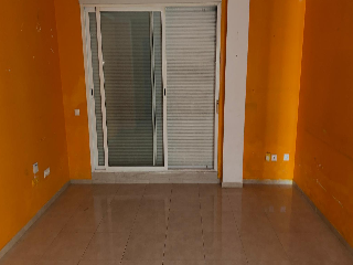 Piso en C/ de les Corts Valencianes 3
