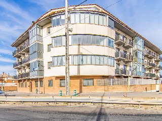 Promoción de viviendas con garajes y trasteros en Bell-lloc d´Urgell 3