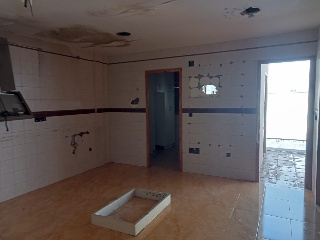 17076-0001 6