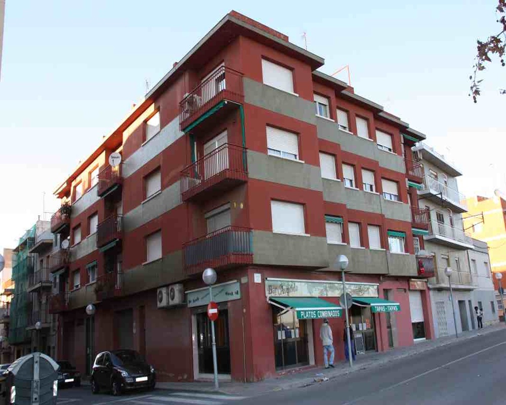 Local en Ctra Cuatre - Tarragona -