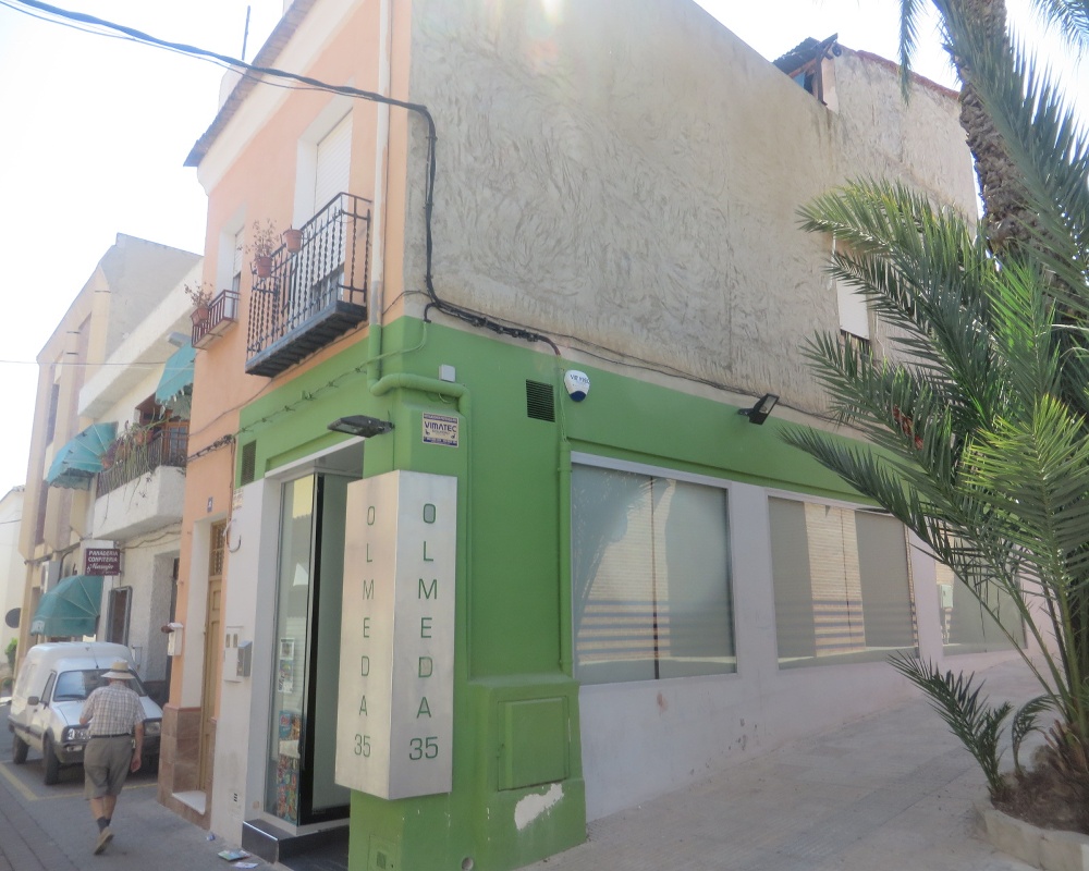 Local en C/ Olmeda
