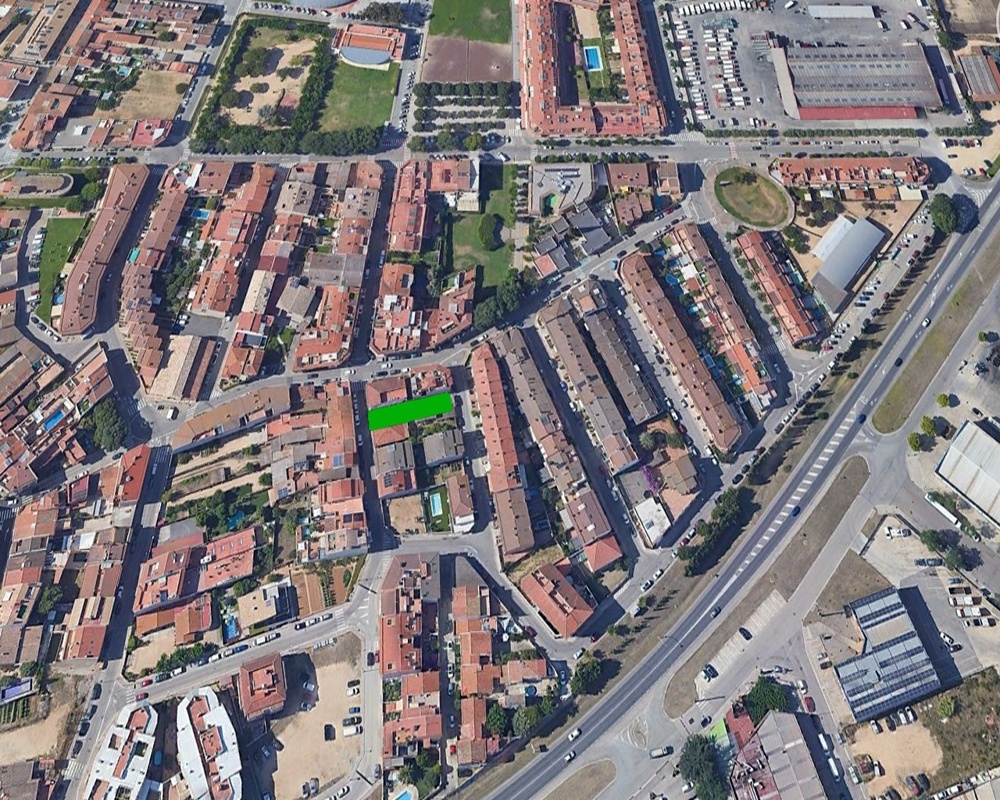 Suelo urbano consolidado en C/ Mas Pinell - Palafolls - Barcelona