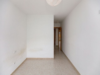 Pisos en Ctra de Les Tries - Olot - Girona 8