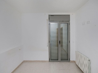 Pisos en Ctra de Les Tries - Olot - Girona 9